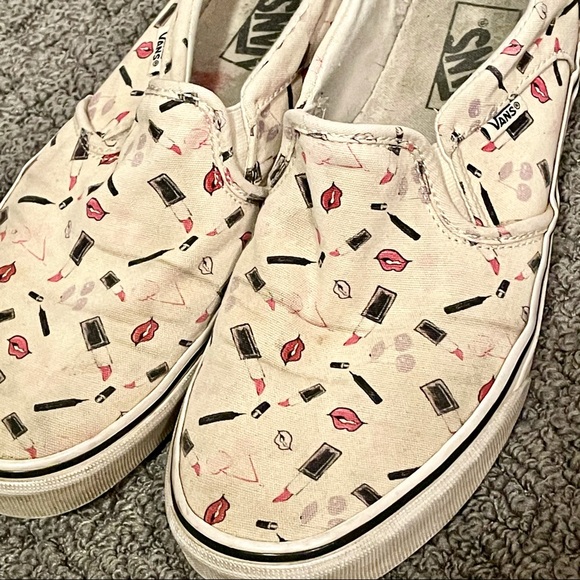 Vans Shoes - 2/$20 // VANS Asher Makeup Slip-On Sneakers